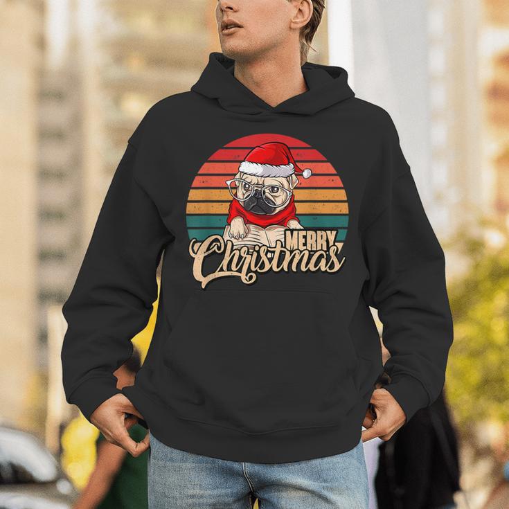 Merry Christmas Retro Vintage Pugmas Pug Reading Books Unisex Hoodie