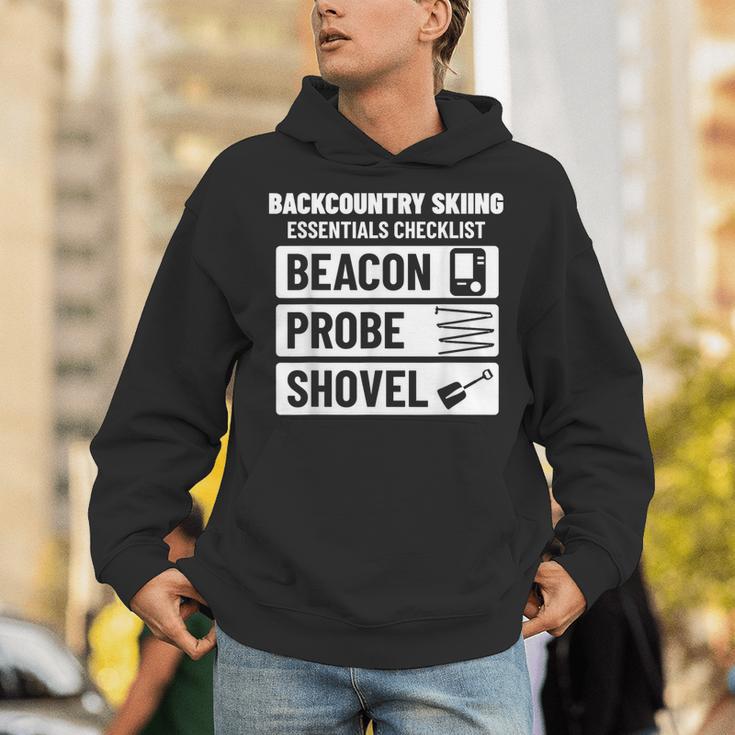 バックカントリースキー エッセンシャルチェックリスト ゲレンデ外スキーヤー用 パーカー