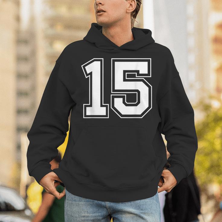 番号15 パーカー
