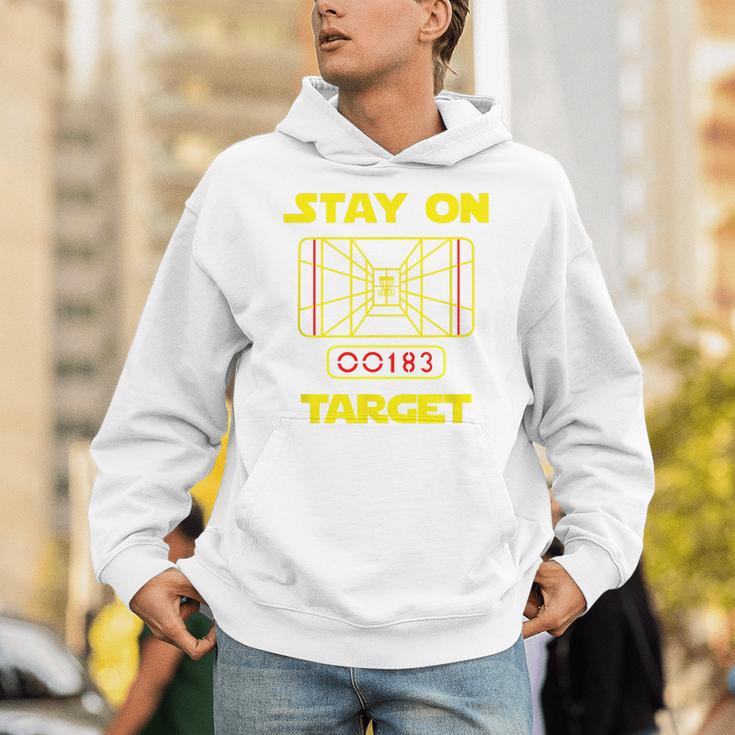 Stay On Target-ディスクゴルフtシャツ パーカー