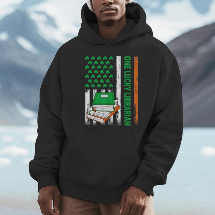 Books US American Flag One Lucky Librarian St Patrick's Day For Women Kids Men Unisex Hoodie