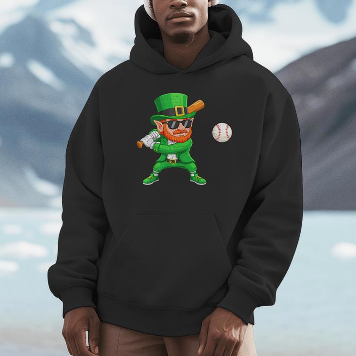 Leprechaun Playing Baseball St Patricks Day Sport Boys Unisex Hoodie