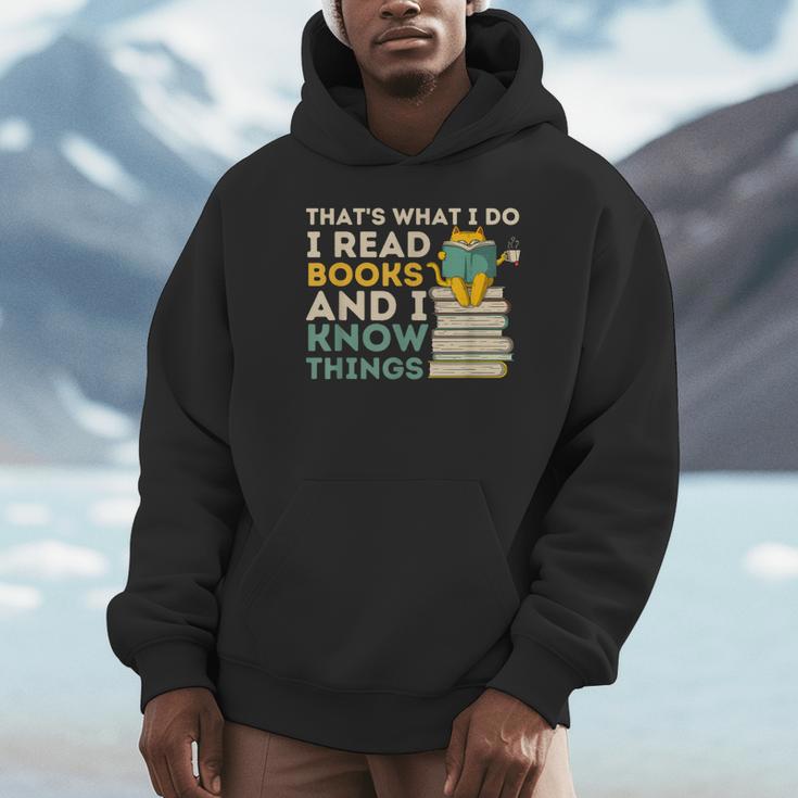 That's What I Do Reading Cat Book & Cat Lover Unisex Hoodie
