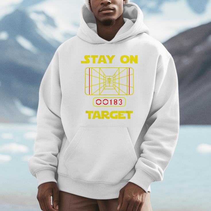 Stay On Target-ディスクゴルフtシャツ パーカー