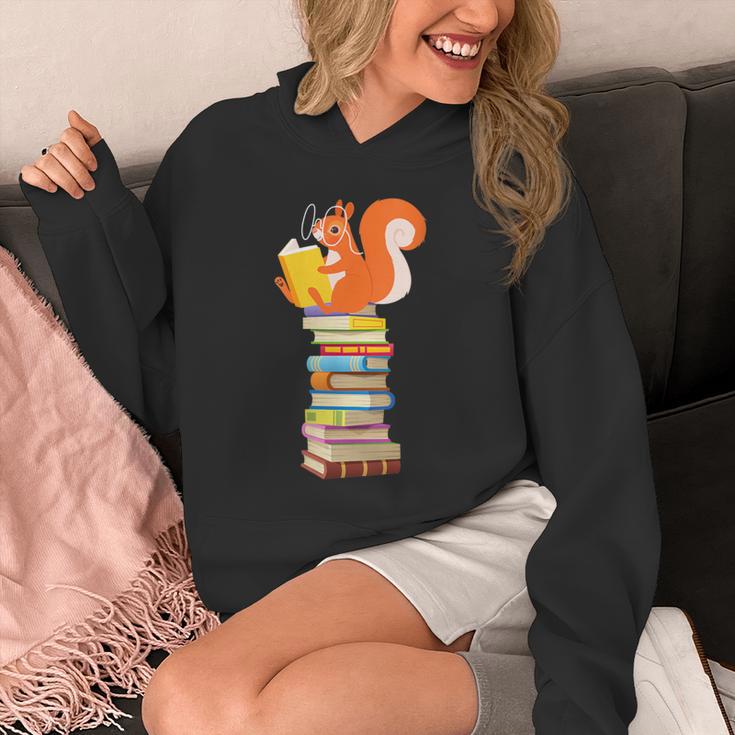 Cute Squirrel Reading Women's Tops Book Lovers Unisex Hoodie