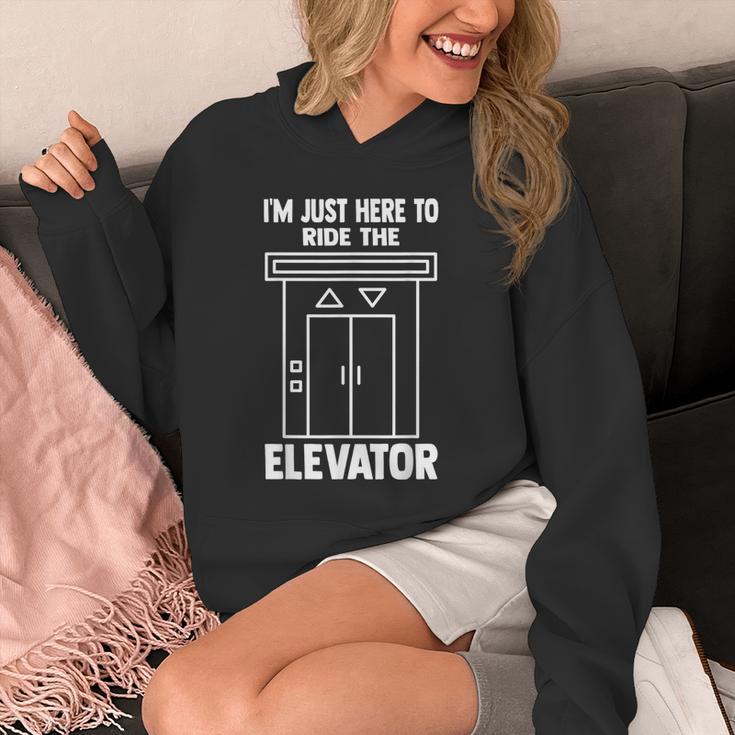 I'm Just Here To Ride The Elevator おもしろ引用エレベーター パーカー