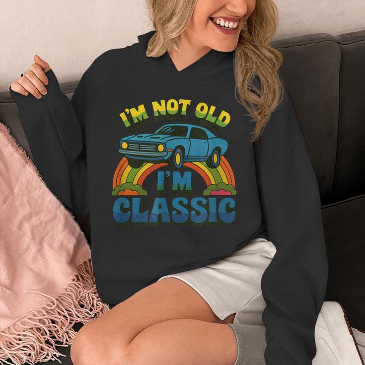 I'm Not Old I'm Classic ビンテージカー 誕生日デザイン パーカー
