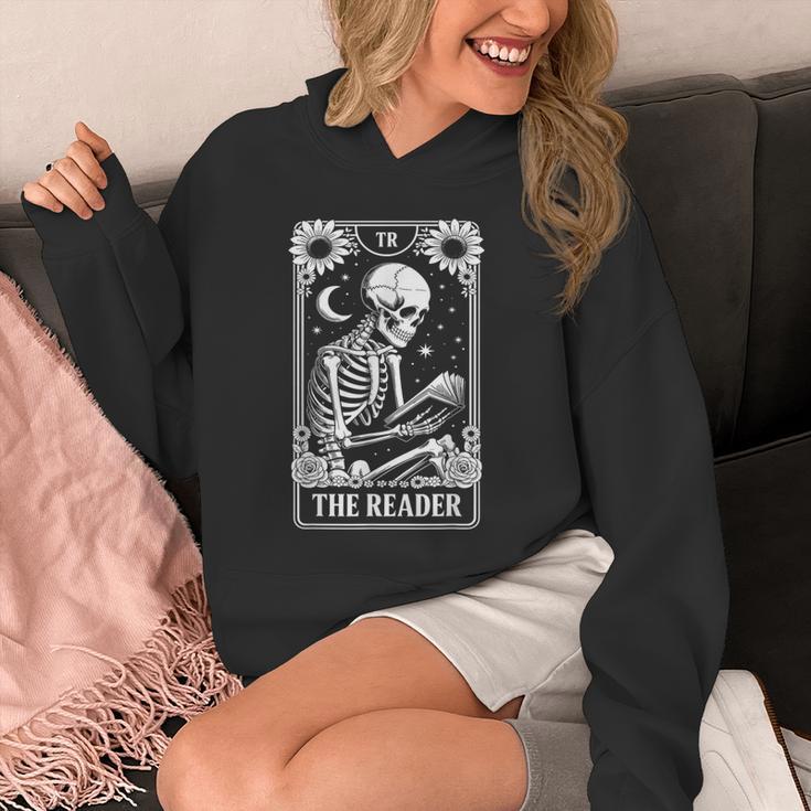 The Reader Tarot Card Book Lover Skeleton Reading Book Unisex Hoodie