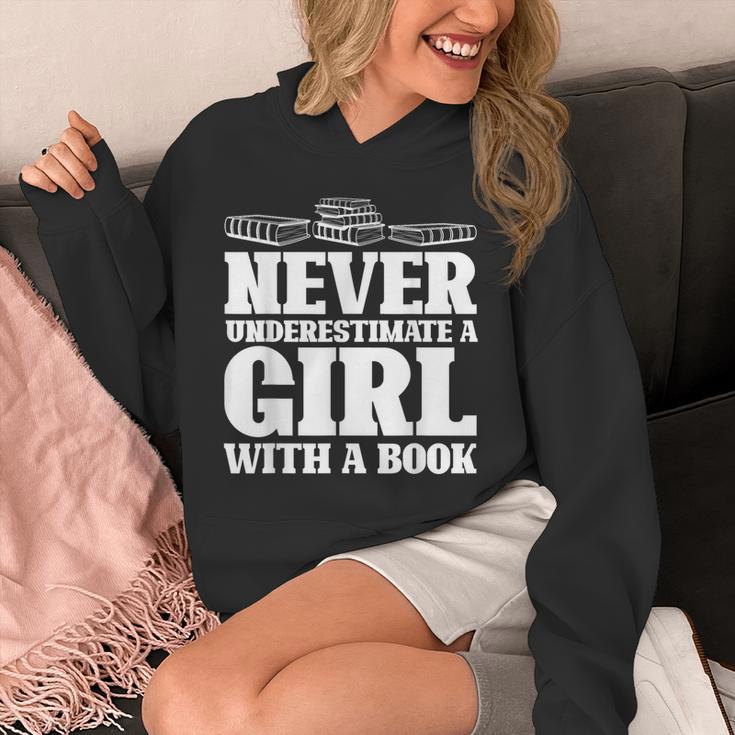 Never Underestimate a Girl With a Book Aesthetic Graphic Unisex Hoodie
