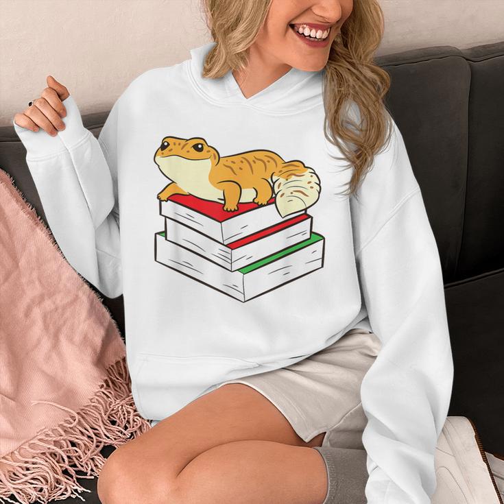 Leopard Gecko Sleeping Books Reading Geckos Unisex Hoodie Leopard Gecko Sleeping Books Reading Geckos Unisex Hoodie