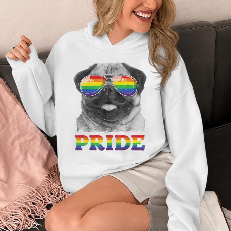 パグ ゲイプライド Lgbt レインボーフラッグ サングラス Lgbtq ギフト 犬 パーカー