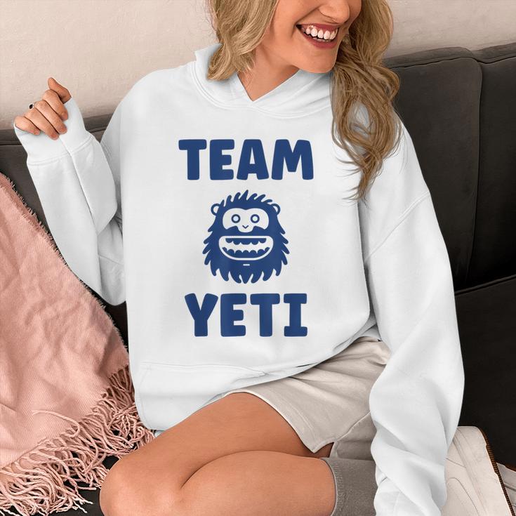 野獣のイエティ 忌まわしい雪だるまのユーモア 私はイエティが大好き Team Yeti パーカー