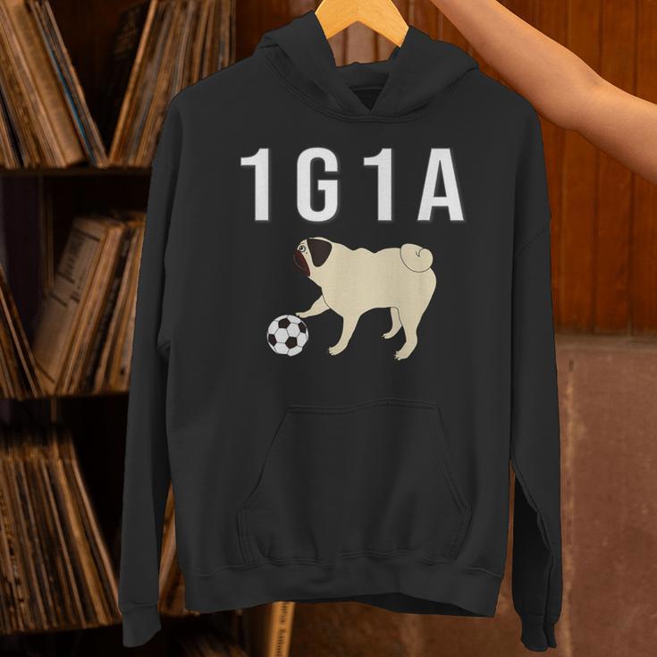1G1a Pug くるりん尻尾のパグ おもしろ パーカー