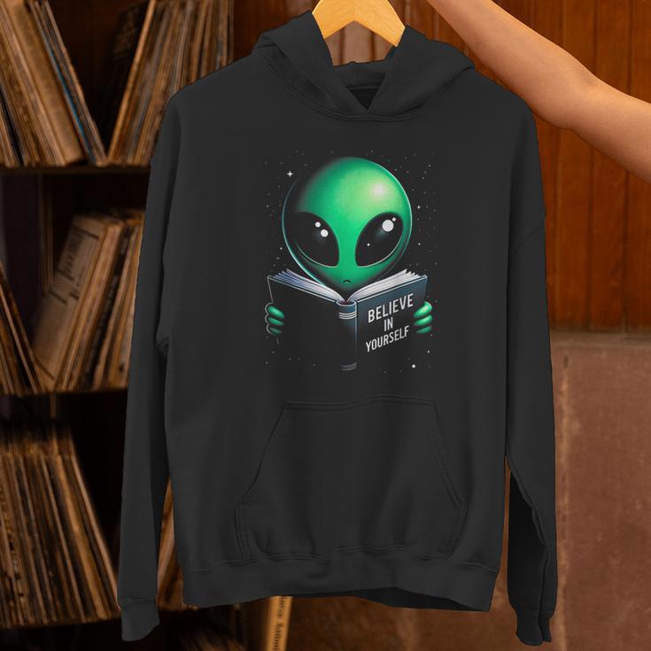 Believe In YourSelf Cute Alien Reading Book Unisex Hoodie