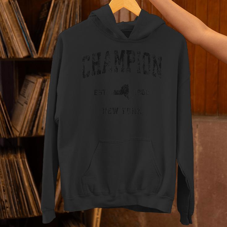 Champion New York Ny ビンテージ アスレチック ブラックスポーツデザイン パーカー