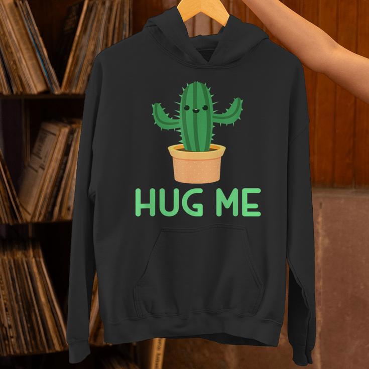 Hug Me 面白い サボテン ユーモア ギフト パーカー