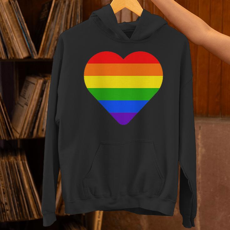 Lgbt レインボーウィングス フラッグ ハート ゲイ バイ ラブ プライド月間 Lgbtq パーカー