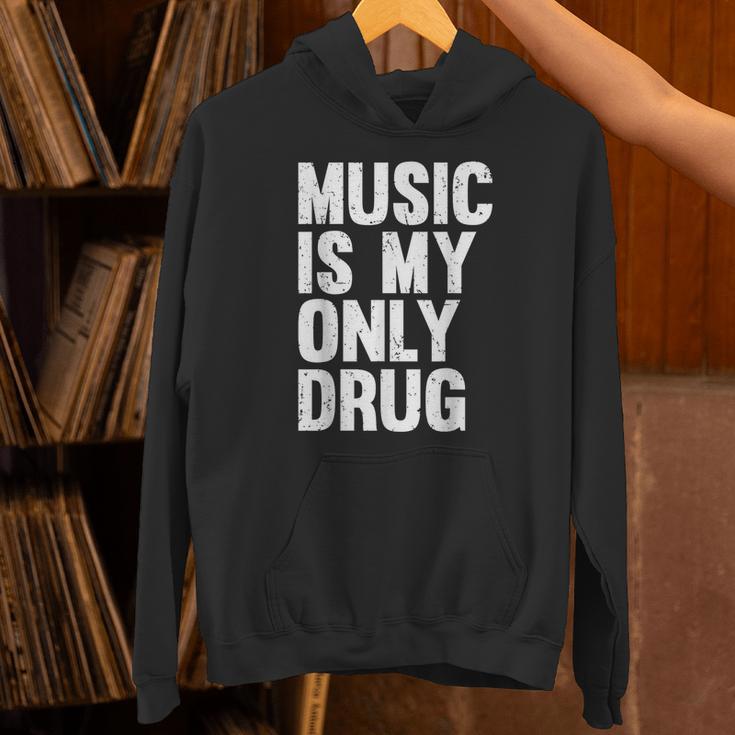 Music Is My Only Drug グラフィックプリント パーカー
