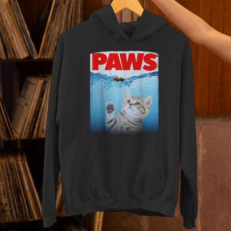 Paws Parody Cat Chasing A Cutecared Mouse Cat Lover パーカー
