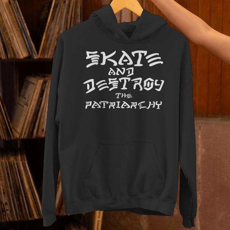 Skate And Destroy The Patriarchy 引用 パーカー