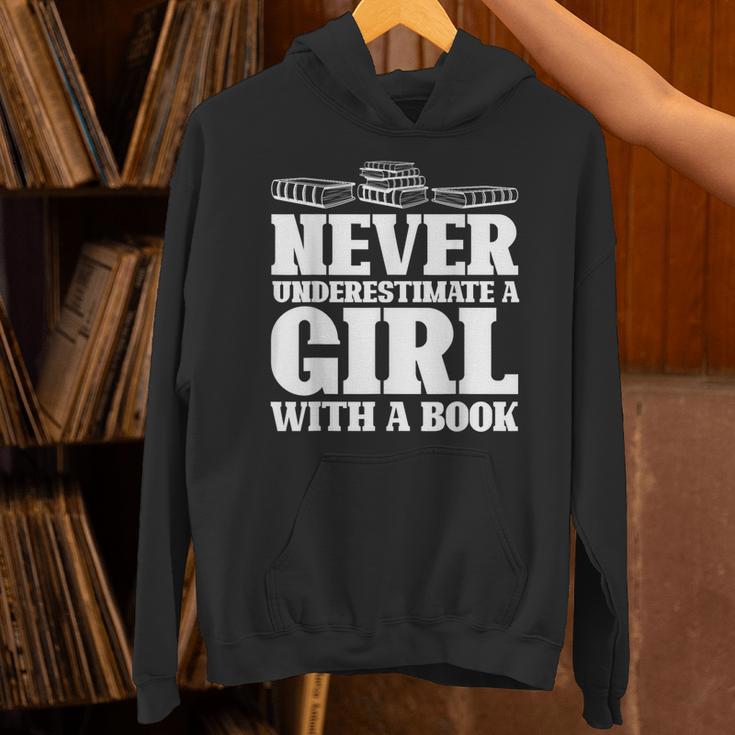 Never Underestimate a Girl With a Book Aesthetic Graphic Unisex Hoodie