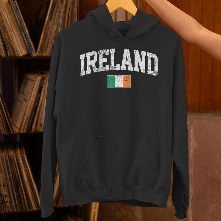 アイルランド 休暇 アイルランド ギフト アイルランド 友人 アイルランド パーカー