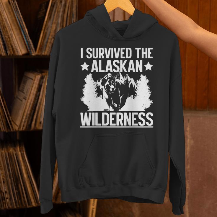 アラスカの荒野を生き延びたアラスカ 長袖tシャツ パーカー