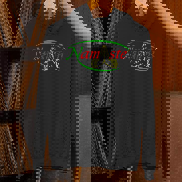 ナマステとラスタカラーヨガ。 パーカー