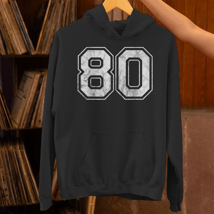 番号 80 パーカー