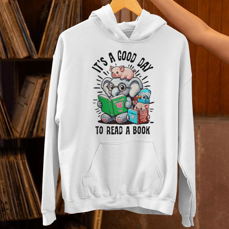 Its A Good Day To Read Book Lover Cute Pig And Elephant Unisex Hoodie Its A Good Day To Read Book Lover Cute Pig And Elephant Unisex Hoodie