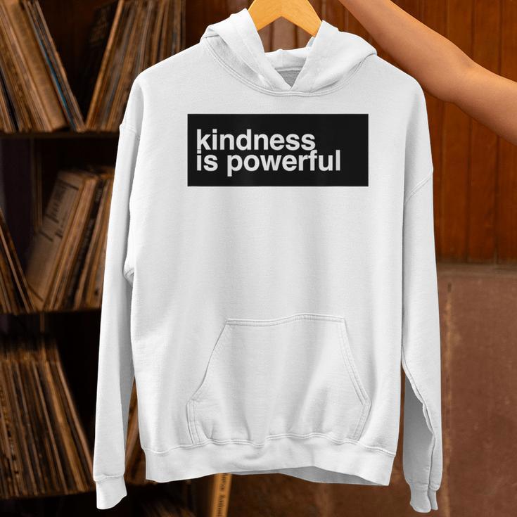 Kindness Is Powerful パーカー