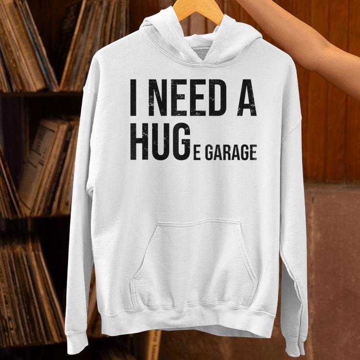 I Need A Huge Garage 面白い 車 バイク 整備士 工房 引用 パーカー