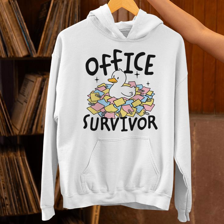 Officeurvivor かわいいアヒルの付箋 ユーモア 長袖tシャツ パーカー