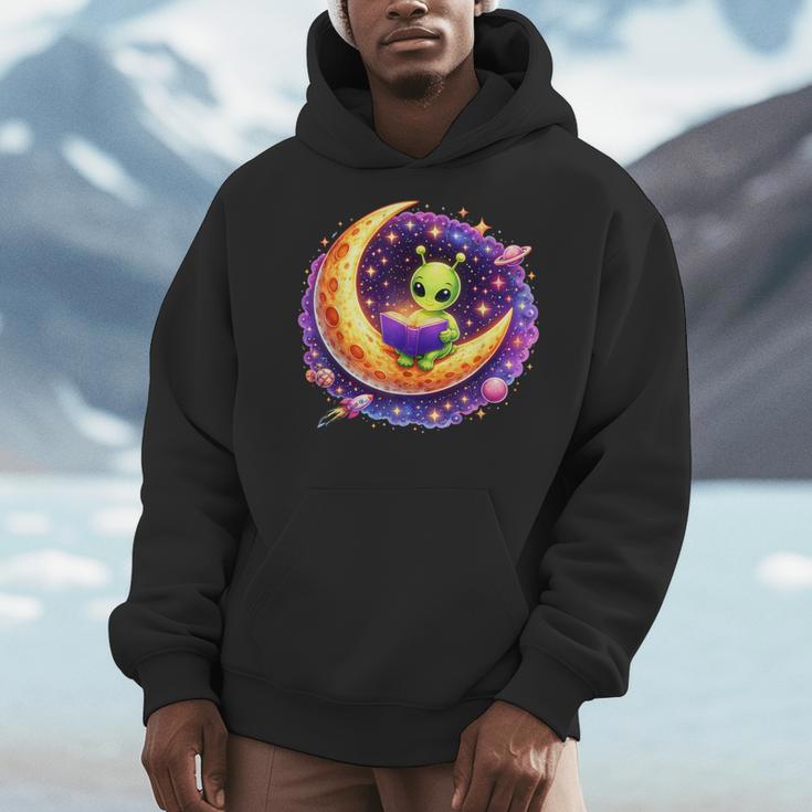 Alien Reading Book UFO Moon Space Astronomy Men Hoodie Alien Reading Book UFO Moon Space Astronomy Men Hoodie