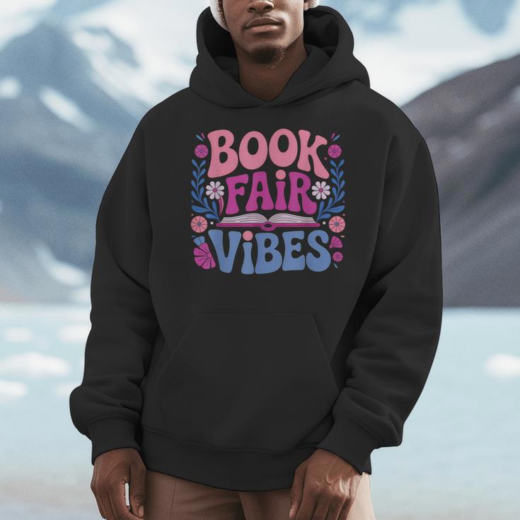 Book Fair Vibes Retro Teacher Reading Lovers Librarian Men Hoodie