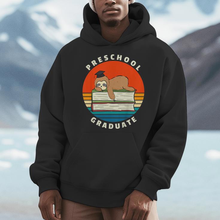 Kids Preschool Graduate Sloth Graduation Cap Sleeping On Books Men Hoodie