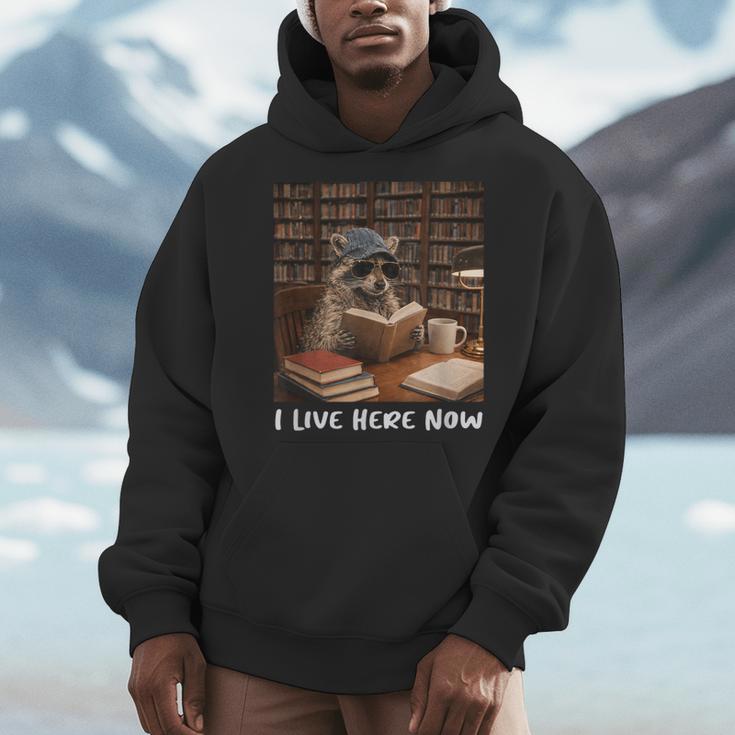 Raccoon I Live Here Now Book Lover Racoon Reading Book Men Hoodie