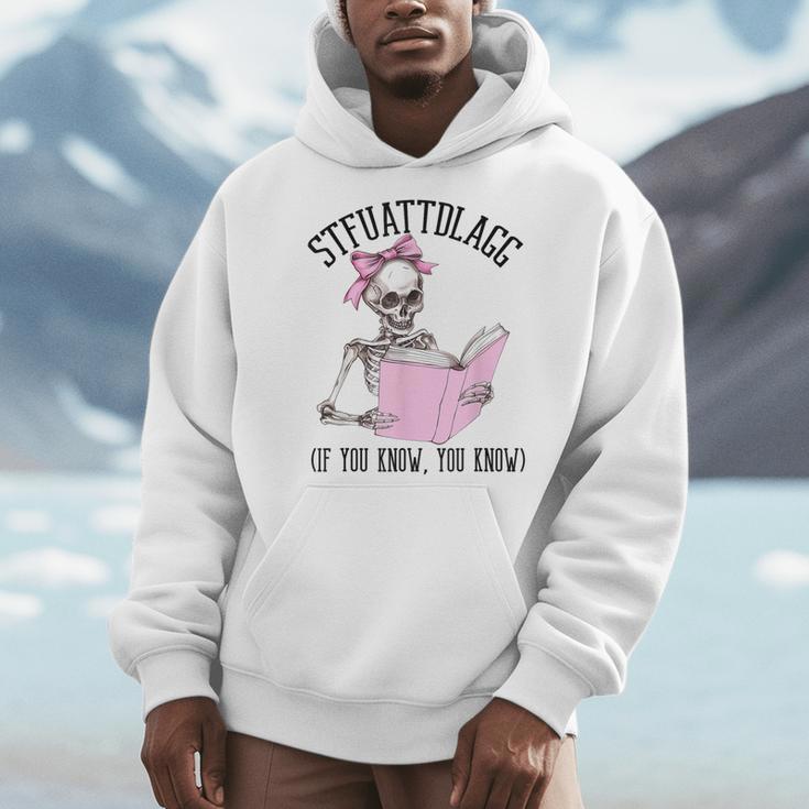 Dirty Romance Skeleton Reading Smut Smutty Book STFUATTDLAGG Men Hoodie