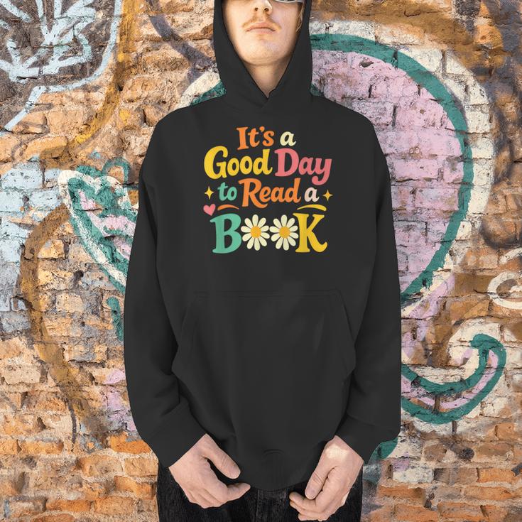 Cheerful Good Day To Read A Book Cozy Warm Bookworm Men Hoodie