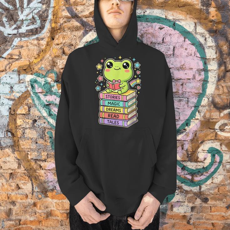 Frog Reading Books Bookworm Librarian Men Hoodie Frog Reading Books Bookworm Librarian Men Hoodie