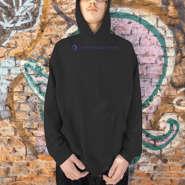 Retro Queens Public Library NY New York Book Lover Men Hoodie
