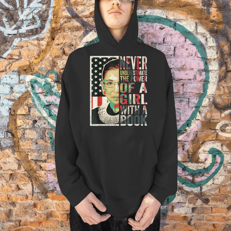 Never Underestimate The Power Of A Girl With A Book T-Shirt Men Hoodie