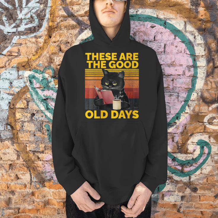 Women's These Are The Good Old Days Cat Reading A Book Men Hoodie