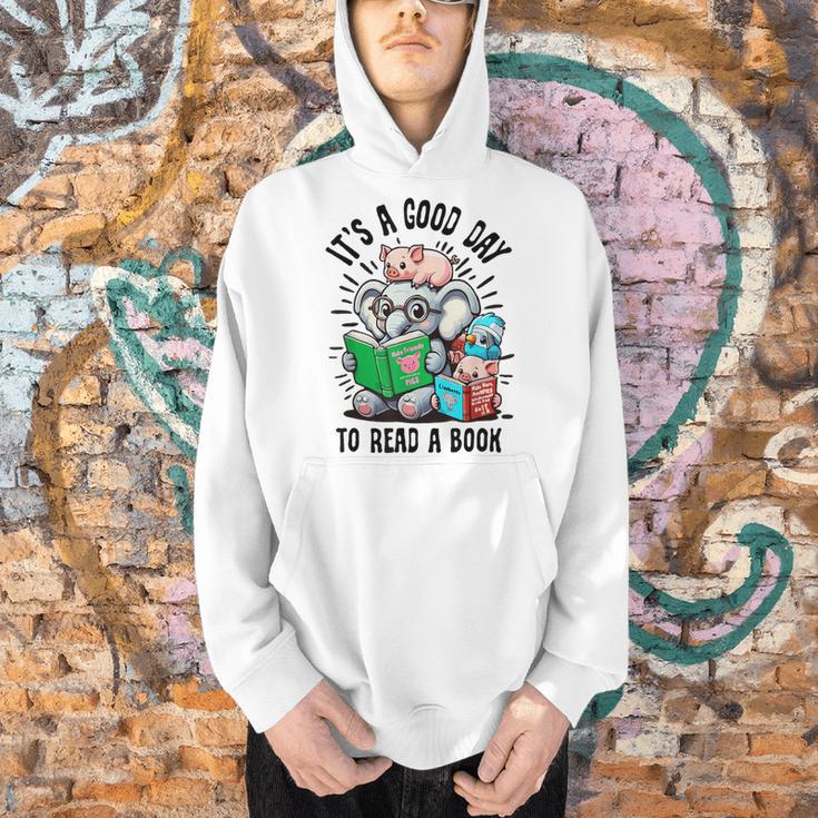Its A Good Day To Read Book Lover Cute Pig And Elephant Men Hoodie Its A Good Day To Read Book Lover Cute Pig And Elephant Men Hoodie