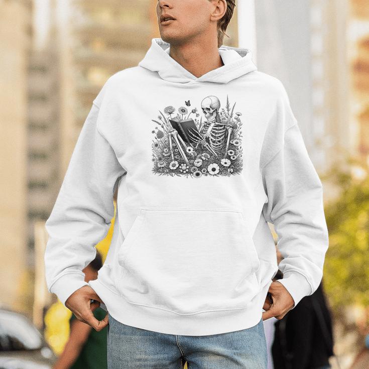 Skeleton Reading Book Floral Bookish Aesthetic Book Lover Men Hoodie