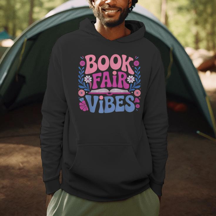 Book Fair Vibes Retro Teacher Reading Lovers Librarian Men Hoodie