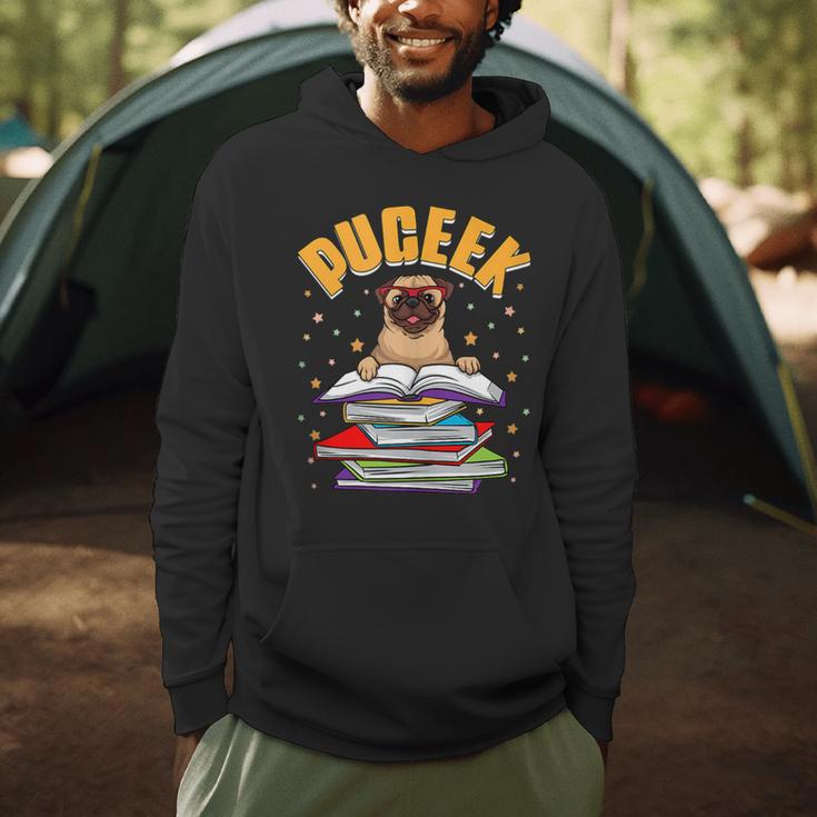 Pug Lovers Who Love To Read PUGEEK Pug With Books Men Hoodie