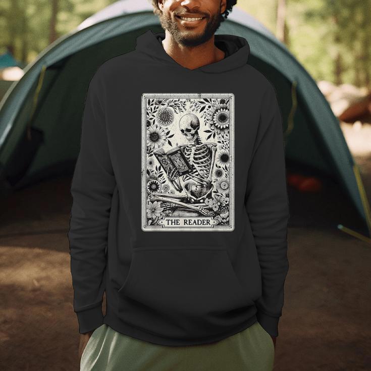 The Reader Skeleton Book Lover Tarot Card Reading Book Men Hoodie