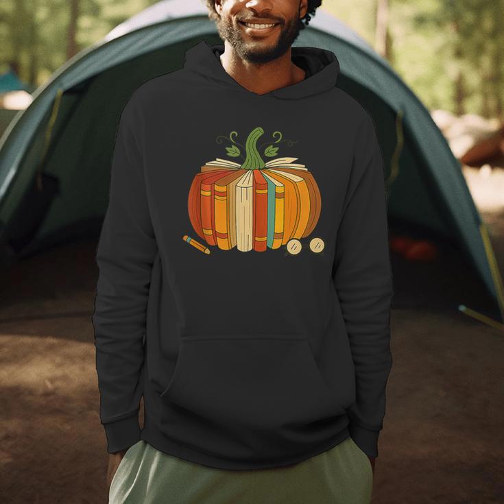 Vintage Book Pumpkin Autumn Fall Librarians Bookworm Teacher Men Hoodie