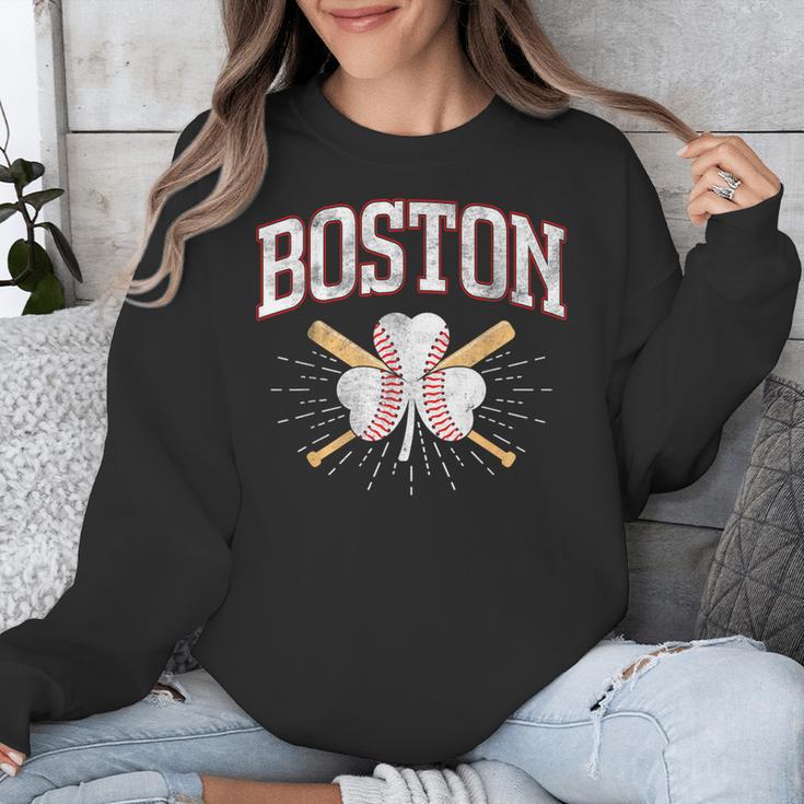 Baseball Shamrock Boston Massachusetts St Patrick’s Day Unisex Sweatshirt